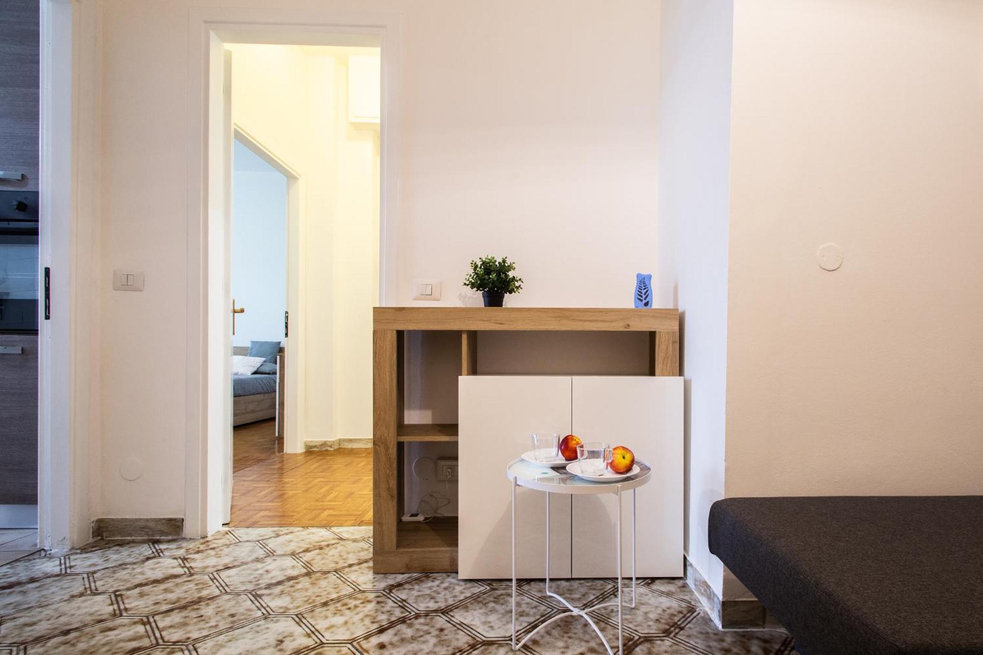Milano-Linate Suite Self Check In & Free Parking Eksteriør bilde